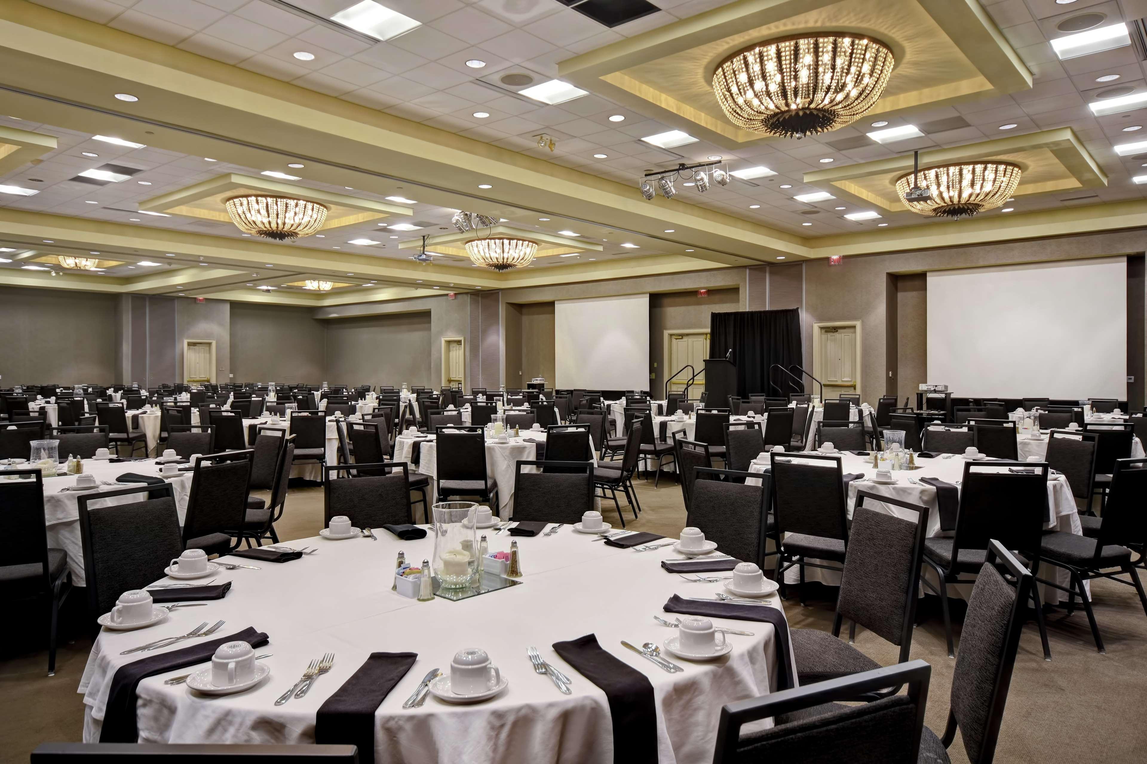 Embassy Suites Montgomery - Hotel & Conference Center Exterior photo